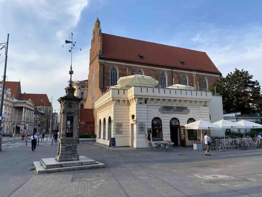 Ferienwohnung Rynek Pod Fredra Breslau Exterior foto